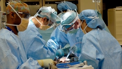 A team of doctors were seen surrounding the woman in the video. (Unsplash ) A team of doctors were seen surrounding the woman in the video. (Unsplash )