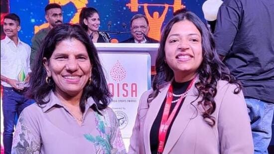 Sift Kaur Samra (R) with coach Deepali Deshpande. (HT)