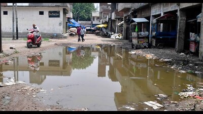 Accumulated water at Old Vegetable Market in Ludhiana. (Manish/HT) Accumulated water at Old Vegetable Market in Ludhiana. (Manish/HT)