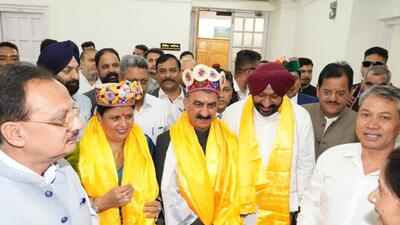 Chief minister Sukhvinder Singh Sukhu along with newly elected Congress MLAs Kamlesh Thakur and Hardeep Singh Bawa after the oath-taking ceremony at the Himachal Pradesh Vidhan Sabha in Shimla on Monday. (Deepak Sansta/HT)