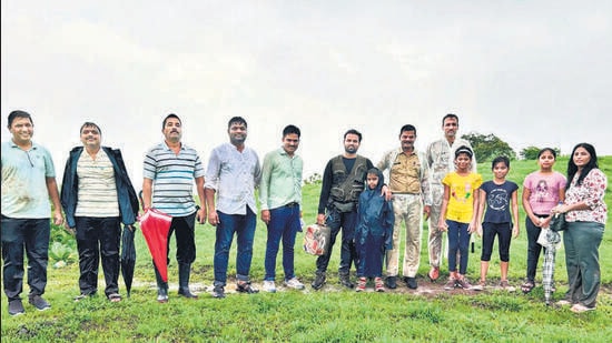 Panvel police rescue family of 8 lost in forest