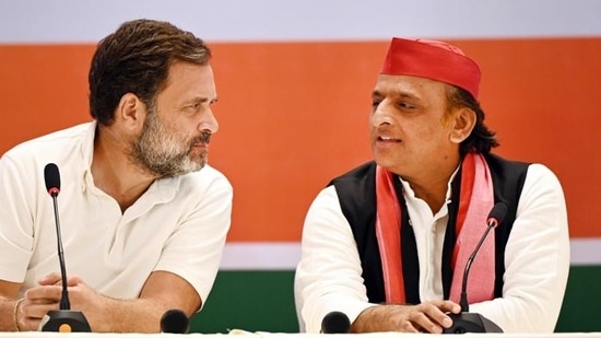 Congress Leader Rahul Gandhi and Samajwadi Party chief Akhilesh Yadav? (HT file)