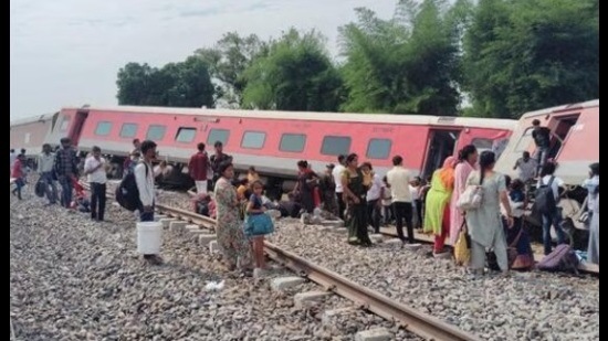 The accident site near Gonda (HT File Photo) The accident site near Gonda (HT File Photo)