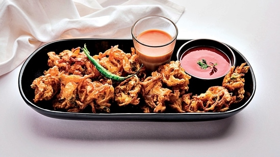 kanda bhaji(shutterstock)