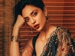 Sobhita Dhulipala looked stunning in a shimmery black saree by Rimple and Harpreet. She won the Streaming Academy Award for her role in Made in Heaven.