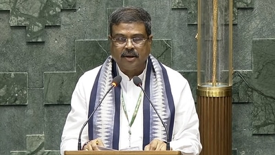 Education minister Dharmendra Pradhan asked the opposition to apologise to the students (ANI) Education minister Dharmendra Pradhan asked the opposition to apologise to the students (ANI)