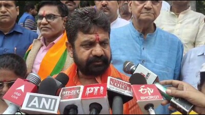 State minister (independent charge), department of Ayush, food safety and drug administration, Dayashankar Mishra talking to media persons in Prayagraj on Tuesday. (HT Photo)