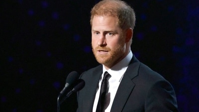 HOLLYWOOD, CALIFORNIA - JULY 11: Prince Harry, Duke of Sussex accepts the Pat Tillman Award onstage during the 2024 ESPY Awards at Dolby Theatre on July 11, 2024 in Hollywood, California. Frazer Harrison/Getty Images/AFP (Photo by Frazer Harrison / GETTY IMAGES NORTH AMERICA / Getty Images via AFP) (Getty Images via AFP) HOLLYWOOD, CALIFORNIA - JULY 11: Prince Harry, Duke of Sussex accepts the Pat Tillman Award onstage during the 2024 ESPY Awards at Dolby Theatre on July 11, 2024 in Hollywood, California. Frazer Harrison/Getty Images/AFP (Photo by Frazer Harrison / GETTY IMAGES NORTH AMERICA / Getty Images via AFP) (Getty Images via AFP)
