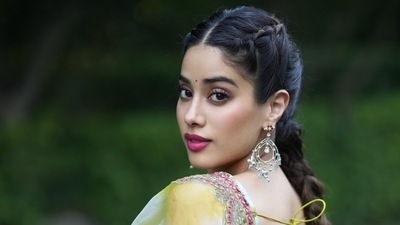 Janhvi Kapoor will be next seen in Ulajh. Janhvi Kapoor will be next seen in Ulajh.