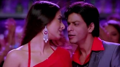 Tabu and Shah Rukh Khan in the Om Shanti Om song Deewangi Deewangi. Tabu and Shah Rukh Khan in the Om Shanti Om song Deewangi Deewangi.