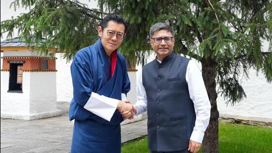 Foreign secretary Vikram Misri met with Bhutan’s King Jigme Khesar Namgyel Wangchuck on July 20. (@Indiainbhutan | Official X account)