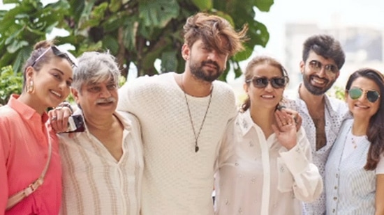 A picture of Zaheer Iqbal's family with Sonakshi Sinha before their wedding. (File Photo)