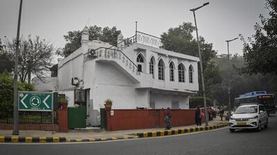 NDMC had proposed removing the mosque, designated as a grade III heritage structure by the Delhi government in a 2009 notification, alleging that it is obstructing the safe and smooth flow of traffic. (HT Photo)