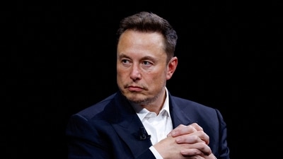 Elon Musk, Chief Executive Officer of SpaceX and Tesla and owner of X, formerly known as Twitter,  attends the Viva Technology conference dedicated to innovation and startups at the Porte de Versailles exhibition centre in Paris, France, June 16, 2023. REUTERS/Gonzalo Fuentes/File Photo (REUTERS)