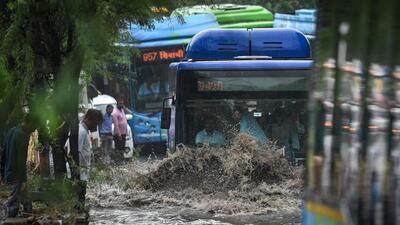 Rohtak Road was heavily waterlogged. (Sanchit Khanna/HT Photo) Rohtak Road was heavily waterlogged. (Sanchit Khanna/HT Photo)