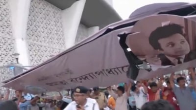 A temporary gate collapsed at a cultural event in Kolkata on Wednesday. (PTI) A temporary gate collapsed at a cultural event in Kolkata on Wednesday. (PTI)