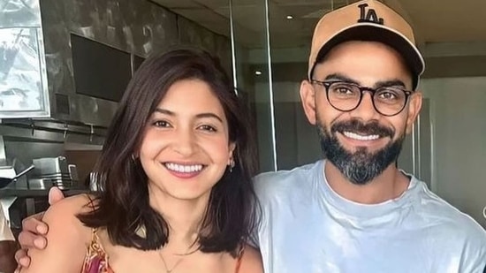 Anushka Sharma and Virat Kohli's photos are winning hearts on social media.