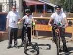 (From left to right) MS Bhardwaj, Arav Bhardwaj and Dr Atul Bhardwaj at Drass Police Station in Ladakh (From left to right) MS Bhardwaj, Arav Bhardwaj and Dr Atul Bhardwaj at Drass Police Station in Ladakh