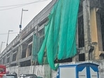 Mumbai, India. July 08, 2024: The BMC issue a show cause notice to Hiranandani Construction Company afterr a portion of the structure collapsed on car on Thursday. July 08, 2024. (Photo by RAju Shinde/HT Photo) Mumbai, India. July 08, 2024: The BMC issue a show cause notice to Hiranandani Construction Company afterr a portion of the structure collapsed on car on Thursday. July 08, 2024. (Photo by RAju Shinde/HT Photo)