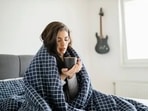 Drinking coffee for managing migraine pain is a way used by many – however, it is not a prescribed method to cure pain. 