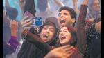 Ahana, Imaad and Neil from Kho Gaye Hum Kahan (2023) fight, but have each other’s backs.