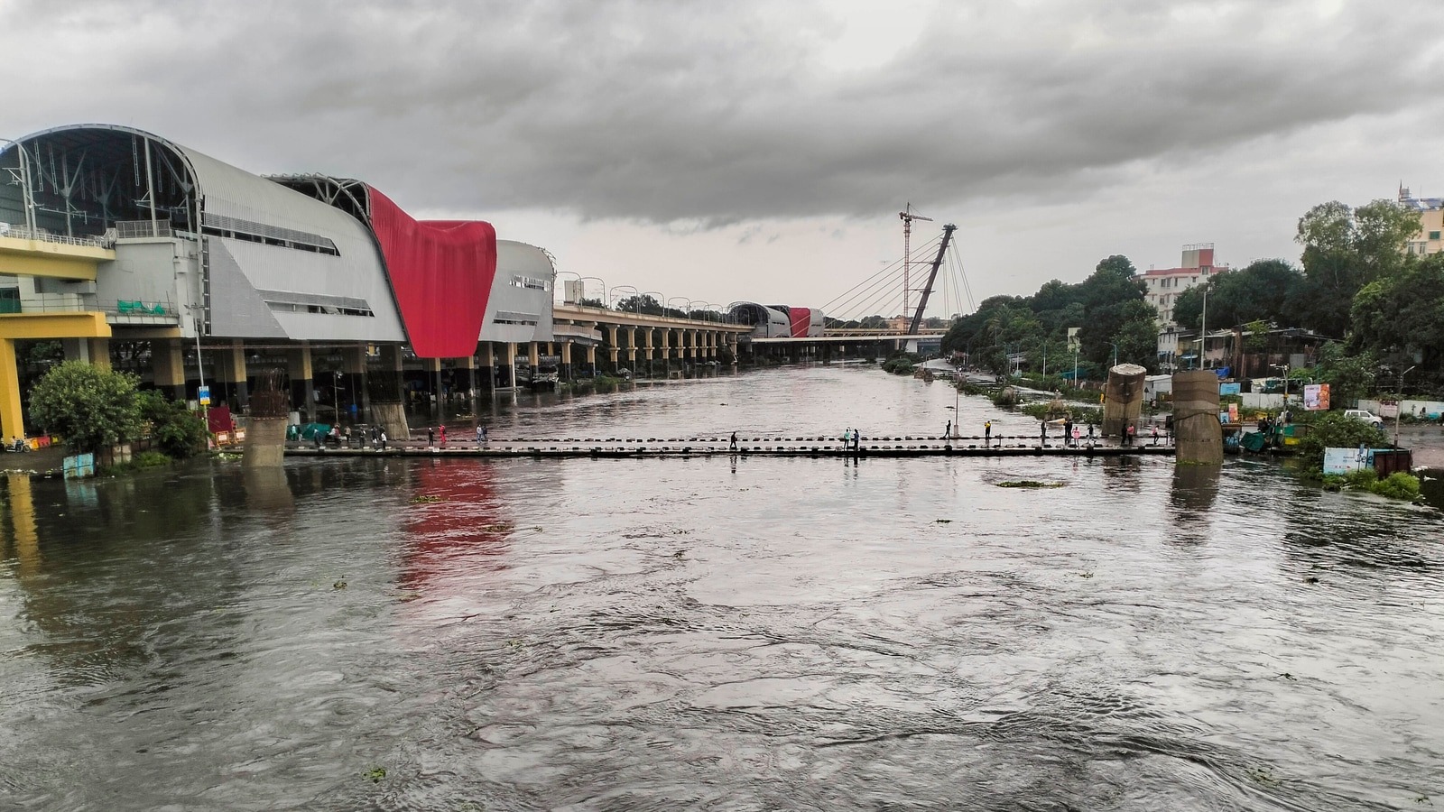 Amid record-breaking rainfall in Pune, internet shares scary visuals of ...