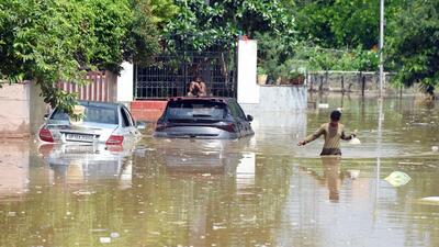 Cars submerged on arterial roads of Block-A, Sushant Lok-3. (Parveen Kumar/HT Photo) Cars submerged on arterial roads of Block-A, Sushant Lok-3. (Parveen Kumar/HT Photo)