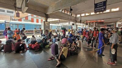 Central Railway announced cancellation of several trains on the Pune-Mumbai route on Friday due to ongoing heavy rainfall. ((PIC FOR REPRESENTATION)) Central Railway announced cancellation of several trains on the Pune-Mumbai route on Friday due to ongoing heavy rainfall. ((PIC FOR REPRESENTATION))