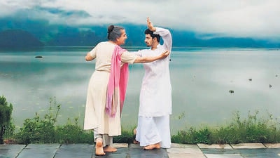 London-based Ustad Fasih-ur-Rehman trains dancer Sushant Gaurav in Kathmandu. London-based Ustad Fasih-ur-Rehman trains dancer Sushant Gaurav in Kathmandu.