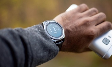 Top smartwatches under  ₹10,000 in India: Stylish, feature-packed and budget-friendly choices for tech enthusiasts. (Pexels)