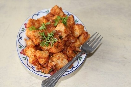 You can make tawa idli with leftover idli. (Pinterest) You can make tawa idli with leftover idli. (Pinterest)