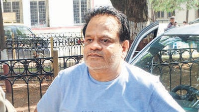 Mumbai, India - June 8, 2019: Police officials brought Iqbal Kaskar brother of Dawwood Ibrahim to St George hospital for tests, in Mumbai, India, on Saturday, 08 June, 2019. (Photo by Bhushan Koyande/HT) (HT PHOTO) Mumbai, India - June 8, 2019: Police officials brought Iqbal Kaskar brother of Dawwood Ibrahim to St George hospital for tests, in Mumbai, India, on Saturday, 08 June, 2019. (Photo by Bhushan Koyande/HT) (HT PHOTO)