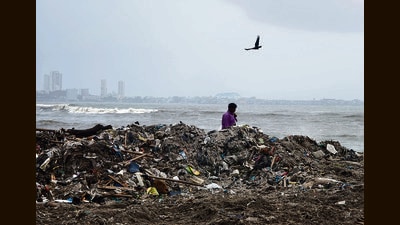 Mumbai, India. July 26, 2024: Plastic and other waste on Mahim beach after high tides. Throughout the monsoon season, trash thrown into the sea is repeatedly washed ashore by waves from the Arabian Sea. July 26, 2024. (Photo by Raju Shinde/HT Photo) Mumbai, India. July 26, 2024: Plastic and other waste on Mahim beach after high tides. Throughout the monsoon season, trash thrown into the sea is repeatedly washed ashore by waves from the Arabian Sea. July 26, 2024. (Photo by Raju Shinde/HT Photo)