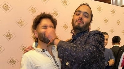 Orry gets his nose pulled by Anant Ambani