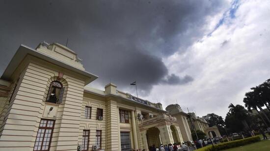 Black clouds hover over the Bihar assembly in Patna. (Santosh Kumar/ HT Photo)