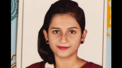 20-year-old woman stabbed to death, boyfriend prime suspect 20-year-old woman stabbed to death, boyfriend prime suspect