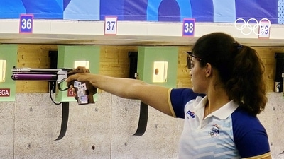 Shooter Manu Bhaker finished 3rd to enter the final of the 10m Air pistol women’s event (OlympicKhel - X) Shooter Manu Bhaker finished 3rd to enter the final of the 10m Air pistol women’s event (OlympicKhel - X)