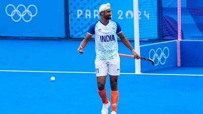 Meanwhile, Mandeep Singh showed great presence of mind to score the equaliser for India in the second quarter to pull his team back in the game. (AP) Meanwhile, Mandeep Singh showed great presence of mind to score the equaliser for India in the second quarter to pull his team back in the game. (AP)