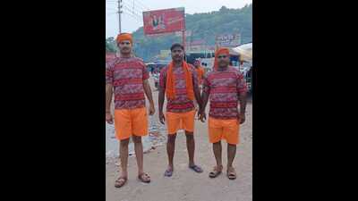 After 24 hours of their discreet operation, they captured the trader and brought him back to Gonda. (Sourced) After 24 hours of their discreet operation, they captured the trader and brought him back to Gonda. (Sourced)