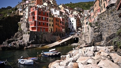 Italy's iconic "Via dell'Amore" trail in Cinque Terre reopens this weekend after a major restoration. (Gettyimages) Italy's iconic "Via dell'Amore" trail in Cinque Terre reopens this weekend after a major restoration. (Gettyimages)