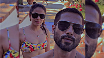 Shahid Kapoor and Mira Kapoor share two kids together. Shahid Kapoor and Mira Kapoor share two kids together.