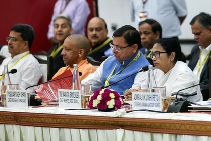 West Bengal CM Mamata Banerjee, Uttarakhand CM Pushkar Dhami and Uttar Pradesh CM Yogi Adityanath at the 9th Governing Council Meeting of NITI Aayog at Rashtrapati Bhavan Cultural Centre in New Delhi on Saturday. (ANI) West Bengal CM Mamata Banerjee, Uttarakhand CM Pushkar Dhami and Uttar Pradesh CM Yogi Adityanath at the 9th Governing Council Meeting of NITI Aayog at Rashtrapati Bhavan Cultural Centre in New Delhi on Saturday. (ANI)