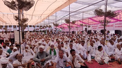 Representatives of nearly 300 khaps from northern states attended a “Sarv Jatiye Sarv Khap Sammelan” at Jind’s Danoda village in Haryana on Sunday. (HT Photo) Representatives of nearly 300 khaps from northern states attended a “Sarv Jatiye Sarv Khap Sammelan” at Jind’s Danoda village in Haryana on Sunday. (HT Photo)