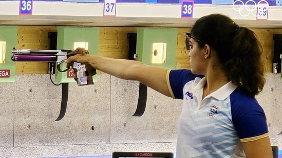 Shooter Manu Bhaker in action during the 10m Air Pistol Women’s event in the Olympic Games Paris 2024(OlympicKhel - X)