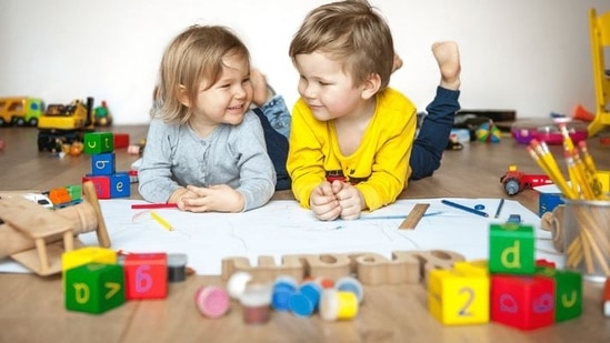 Beating summer heatwaves with indoor toys: Creative indoor activities to keep kids engaged during extreme summer heat