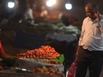 Tomato prices rise: Not only tomatoes, the prices of other green vegetables are also rising at a high level. Tomato prices rise: Not only tomatoes, the prices of other green vegetables are also rising at a high level.