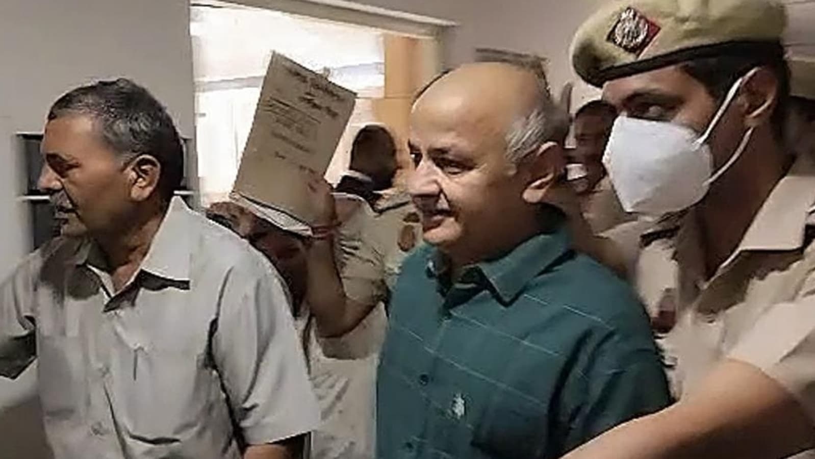 Delhi excise ‘scam’: Supreme Court to hear AAP leader Manish Sisodia's bail pleas today |10 points