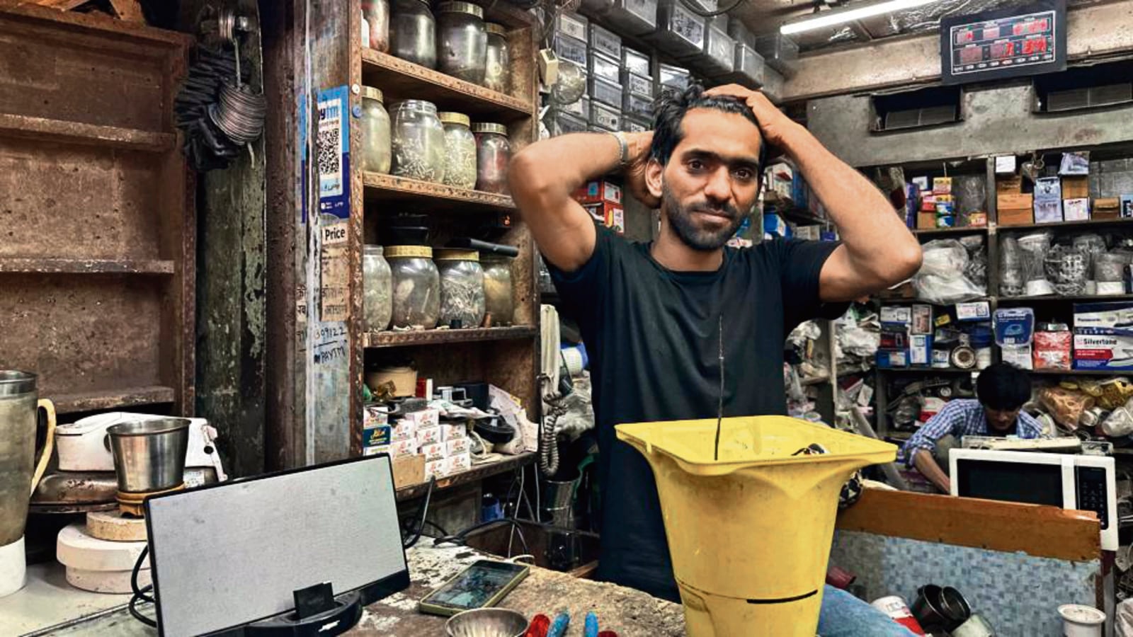 Delhiwale: Into an electrician’s heart