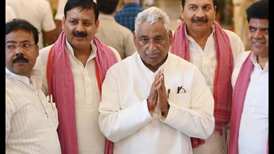 New Leader of Opposition in U.P. assembly, Mata Prasad Pandey, at Vidhan Bhavan in Lucknow on July 29. (HT photo) New Leader of Opposition in U.P. assembly, Mata Prasad Pandey, at Vidhan Bhavan in Lucknow on July 29. (HT photo)