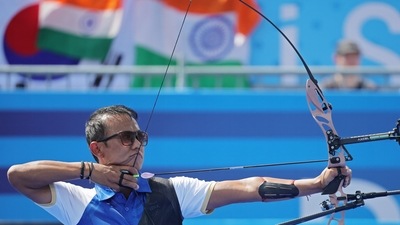 India's Tarundeep Rain, Dhiraj Bommadevara and Praveen Jadhav bowed out in the quarterfinal of men's team archery. The Indians lost 2-6 to Turkey, who went on to win bronze. (EPA-EFE) India's Tarundeep Rain, Dhiraj Bommadevara and Praveen Jadhav bowed out in the quarterfinal of men's team archery. The Indians lost 2-6 to Turkey, who went on to win bronze. (EPA-EFE)